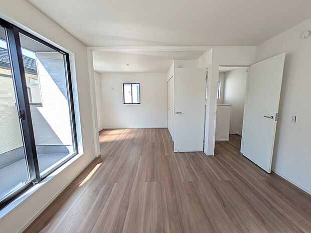 2F洋室は間仕切りによる間取り変更も可能