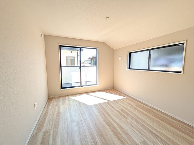 バルコニー側洋室5.7帖