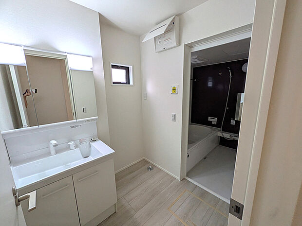 豊富な収納で生活感を出すことなく利用できます