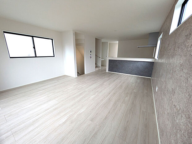 リビングは21.5帖ゆとりの広さ