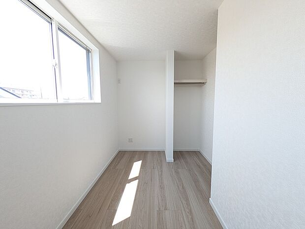 洋室5帖・収納部分