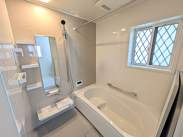 自然換気可能な窓があります