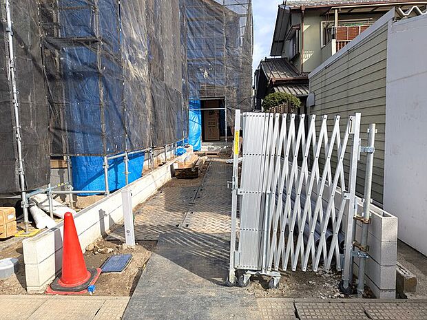 全戸カースペース2台分　