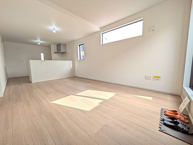 日差しあふれる2Fリビングの住まい