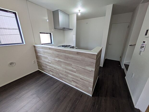 開放的な空間を演出し、家族間のコミュニケーションが取れるリビング階段