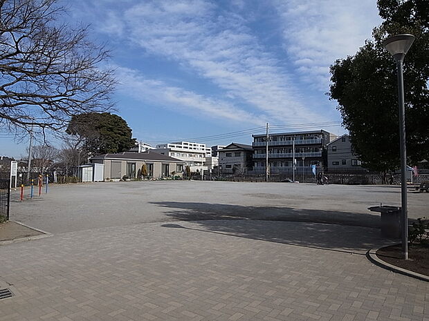 アルビス前原中央公園290m徒歩4分
