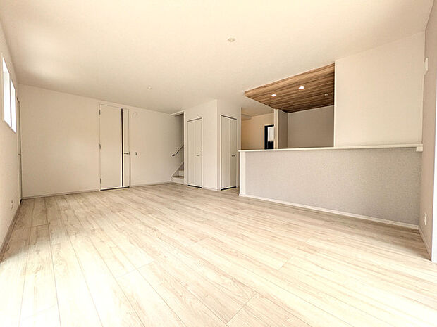 建物完成済み　ぜひ現地できれいな住まいをご覧ください