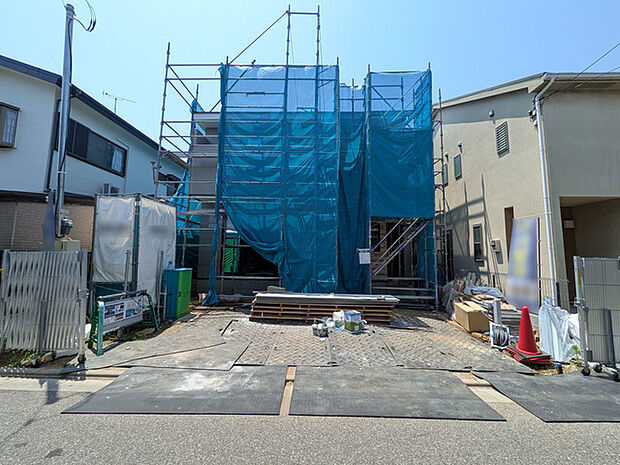 洗練された外観デザインの木造2階建て