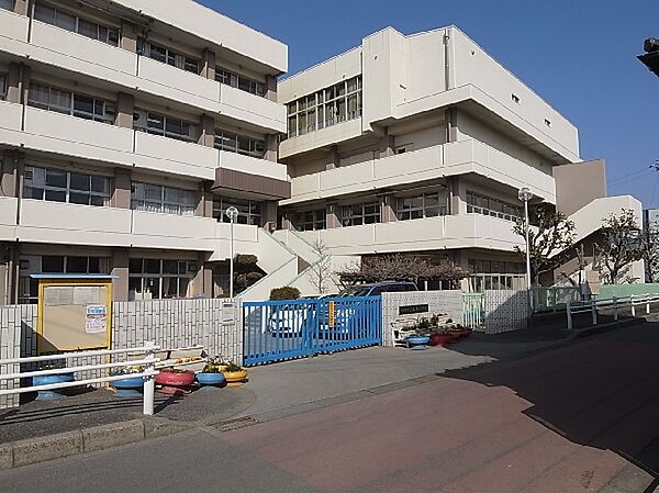 船橋市立三山東小学校330m徒歩5分