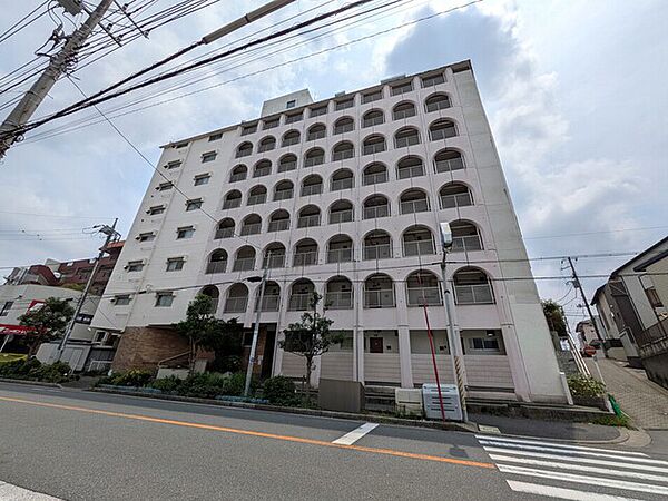 鉄筋コンクリート造10階建て？？