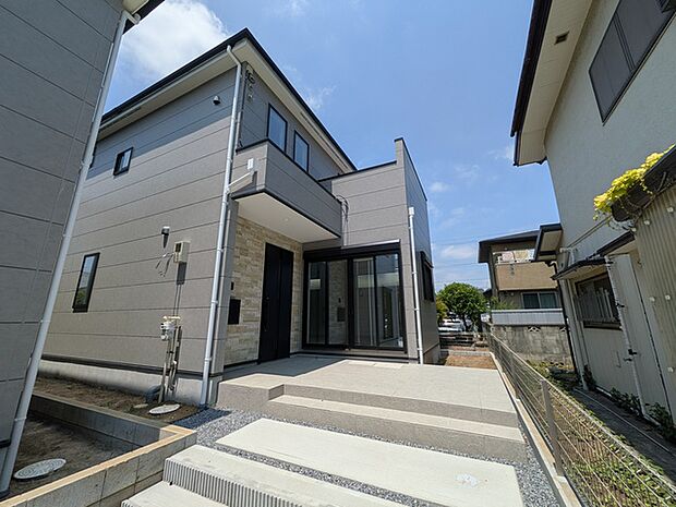 南側道路接道につき日当り良好