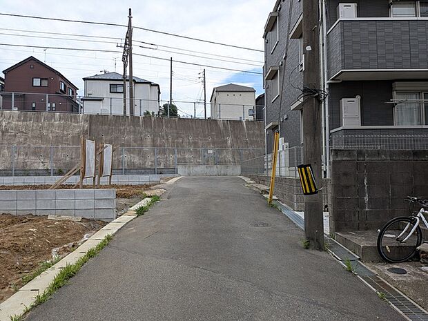 津田沼駅までのバス便も豊富です(停歩6分)