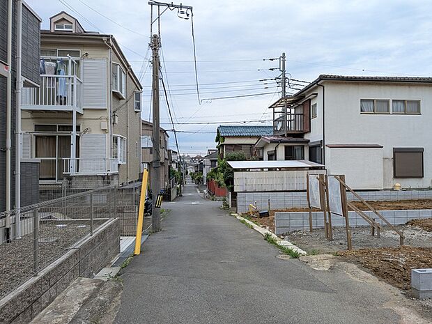 津田沼駅までのバス便も豊富です(停歩6分)