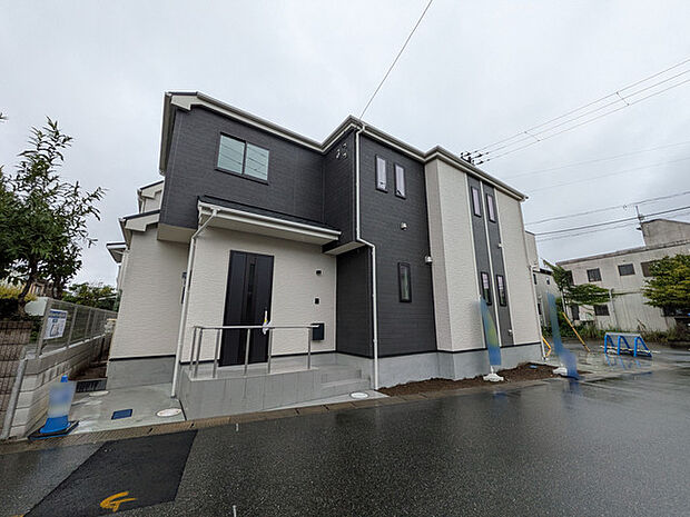 長期優良住宅、住宅性能表示制度6項目で最高等級取得、エネルギー消費性能星3・断熱性能5のZEH水準物件