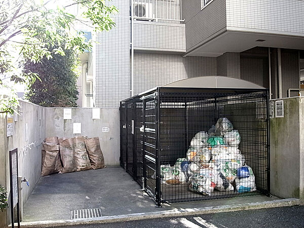 ゴミ置き場