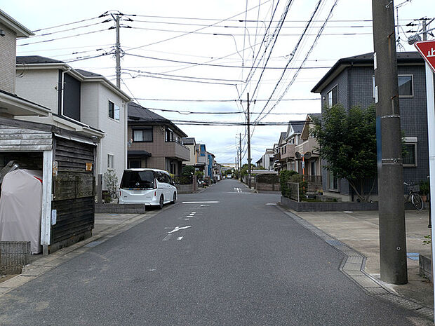 高速ICが近く、湾岸方面へのアクセスがスムーズ