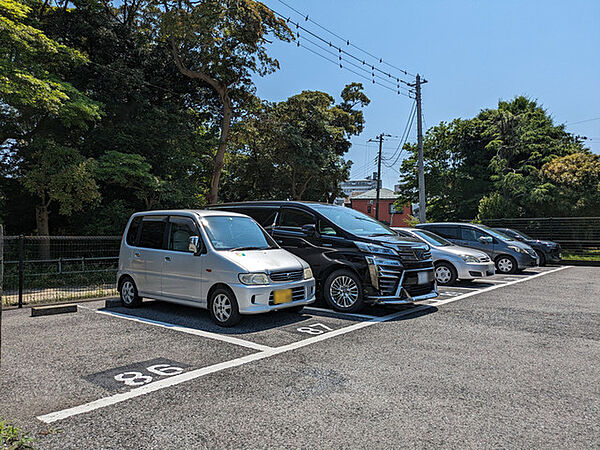 駐車場スペース