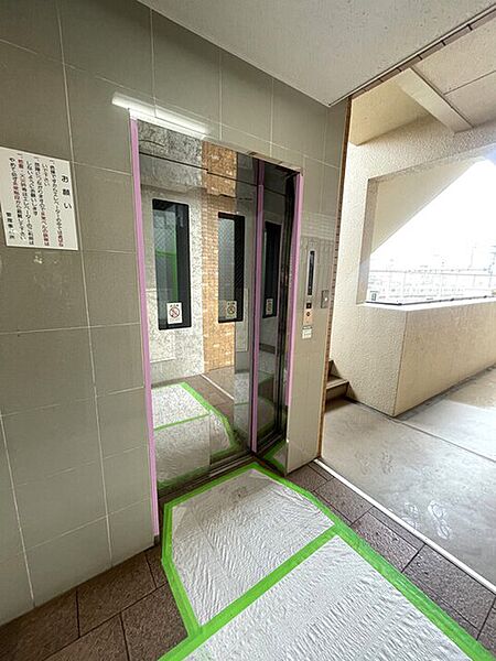 エレベーター