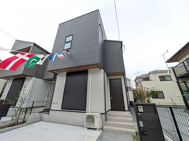 第一種低層住居専用地域内の閑静な住宅街