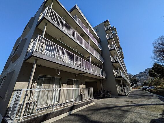 静かな住環境も...