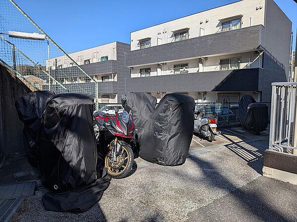 バイク置き場