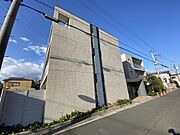 桂駅より徒歩12分 1階 築19年の賃貸物件