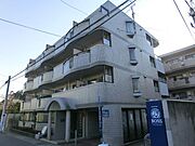 太秦天神川駅より徒歩9分 築37年11ヶ月 4階建の賃貸物件