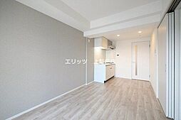 コンフォリア・リヴ南森町II 9階1LDKのリビング/ダイニング