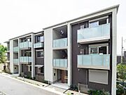 高槻市駅より徒歩20分 築6年4ヶ月 3階建の賃貸物件