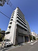 江坂駅より徒歩9分 8階 築4年2ヶ月の賃貸物件