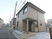 総持寺駅より徒歩9分 築8年9ヶ月 2階建の賃貸物件