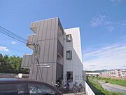 高槻駅より徒歩27分 1階 築19年6ヶ月の賃貸物件