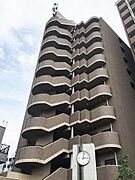 高槻駅より徒歩10分 10階 築28年6ヶ月の賃貸物件