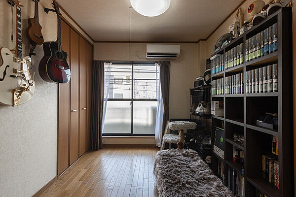 2F 洋室(4.5帖)