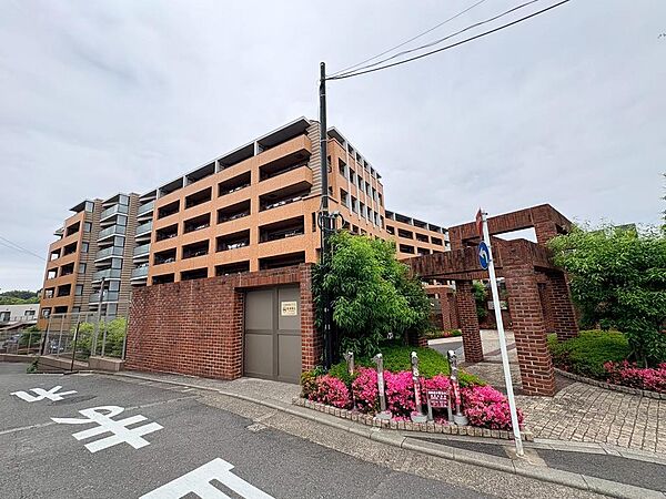 メインの通りからは一番奥まった住戸です