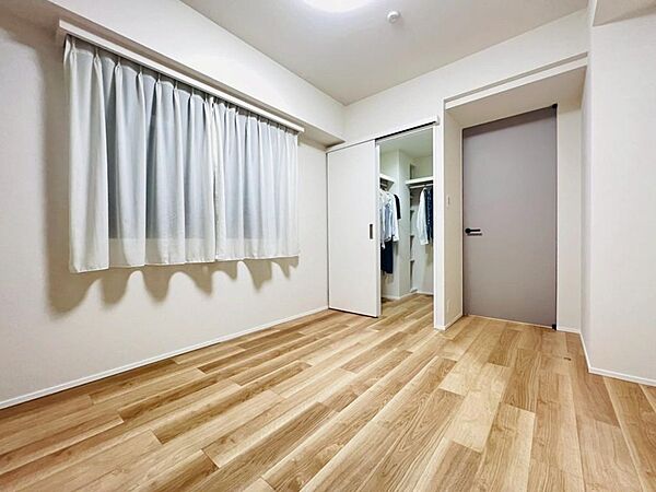 WICの付いた洋室5.5帖