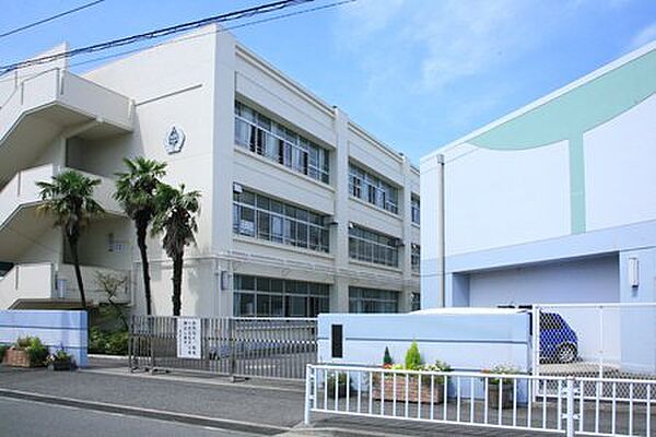横浜市立中川中学校