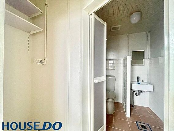 205号室内観