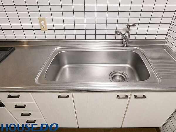 AI加工で家具・小物削除しています。