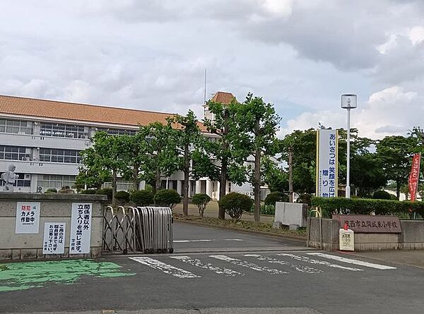 筑西市立関城東小学校 2500m