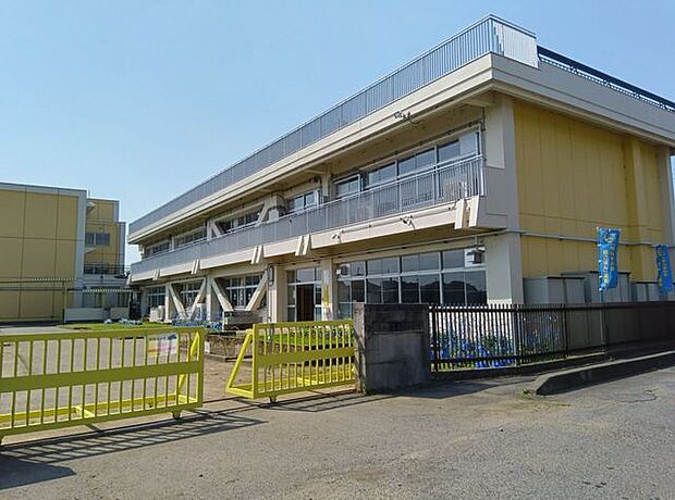 筑西市立養蚕小学校 1720m