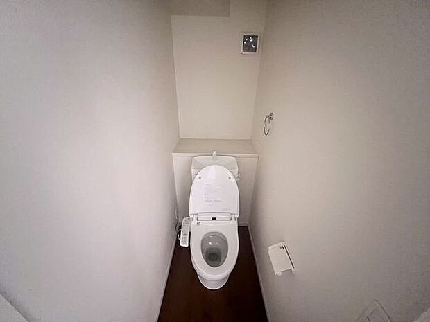 温水洗浄便座付きトイレ♪