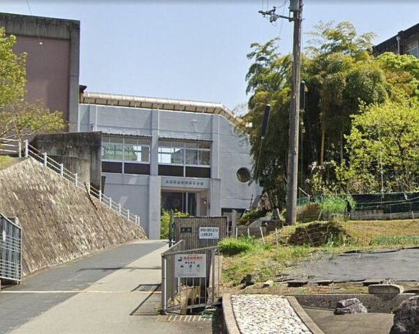 兵庫県立夢前高等学校 2330m