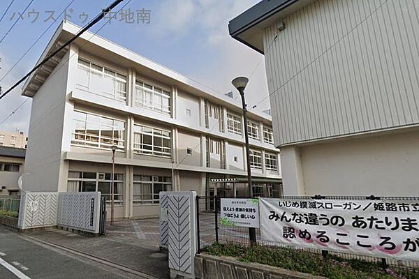 東光中学校 170m