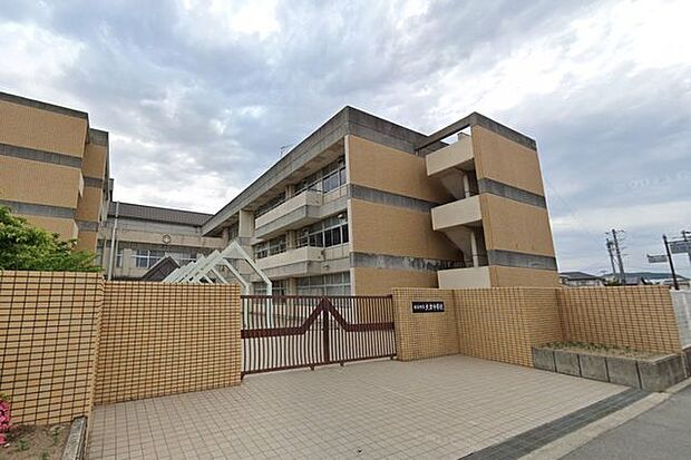 大津中学校 330m
