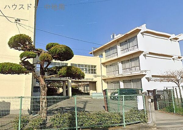 大津小学校 1150m