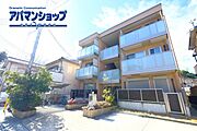 生駒駅より徒歩4分 築12年8ヶ月 3階建の賃貸物件
