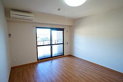 セレーノ東生駒B棟 4階1Kのリビング/ダイニング