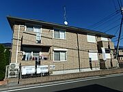 ロイヤルロッシーニB 1階 築17年の賃貸物件