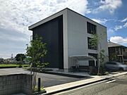 太田駅より徒歩14分 築4年 3階建の賃貸物件